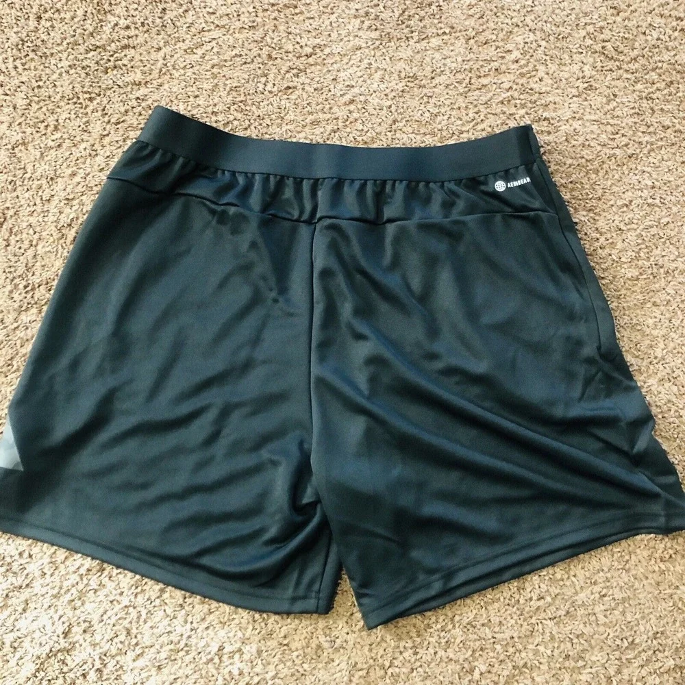 Adidas Mens 2XL Black Aeroready Camo Logo Athletic Training Shorts 7 Inch Inseam